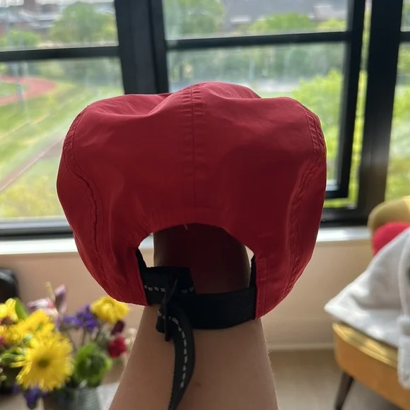 Suprême hat